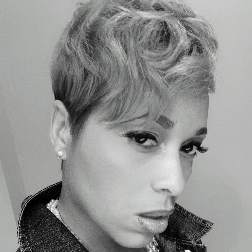 Meet your Posher, Shelia